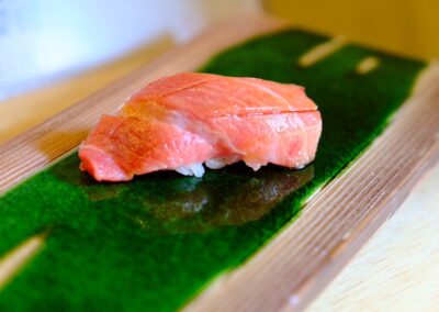 Chutoro medium fatty tuna nigiri from Yamayuki, served at Sushi Shutatsu in Ogikubo.